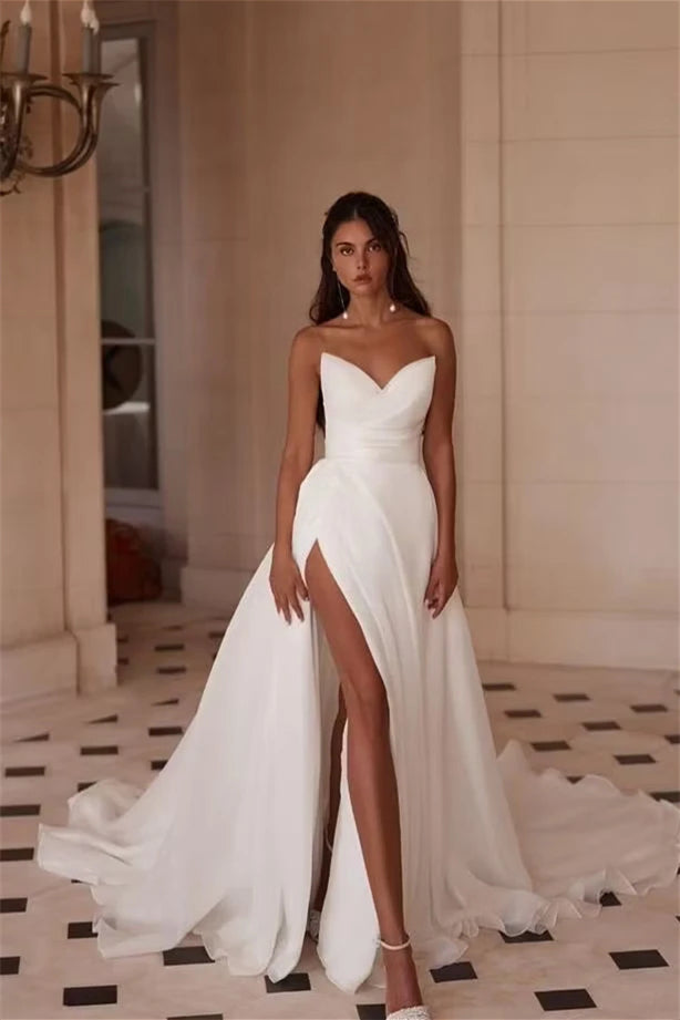 Dazzling Sweetheart Strapless Sleeveless Satin Evening Dresses High Split With Zipper Pleats