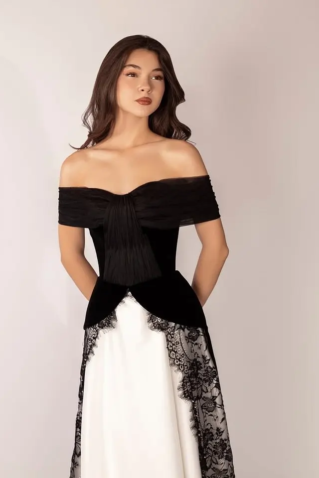 Timeless Black White Off The Shoulder Evening Dresses Floor Length With Pleats