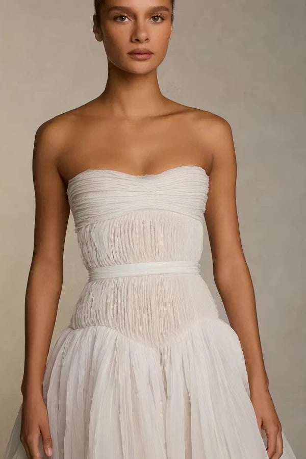 Romantic Strapless Sleeveless Tulle Evening Dresses A-Line With Pleats