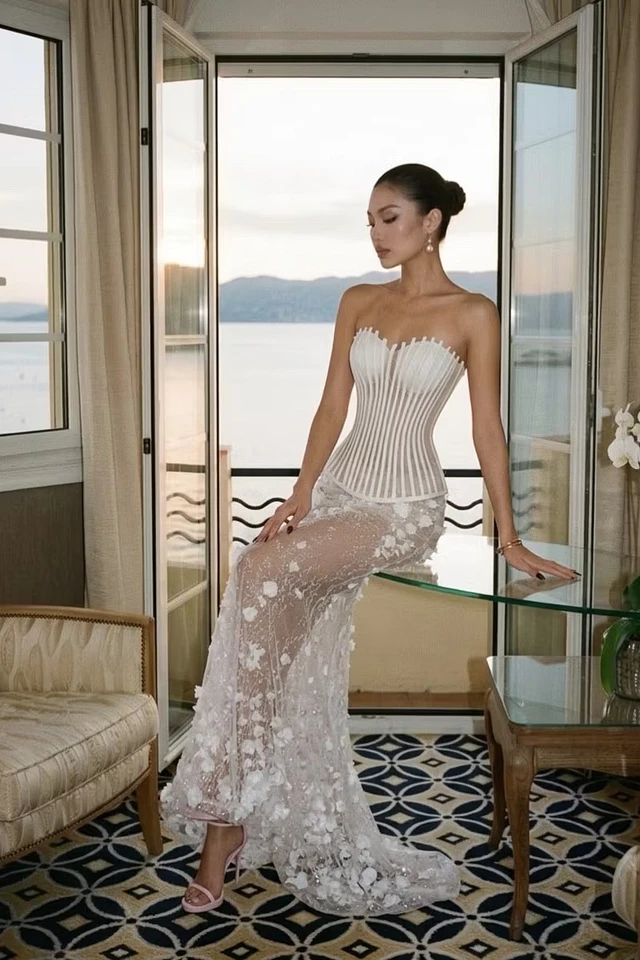 Dazzling Sweetheart Strapless Sleeveless Mermaid Wedding Dresses Floor Length With Flower