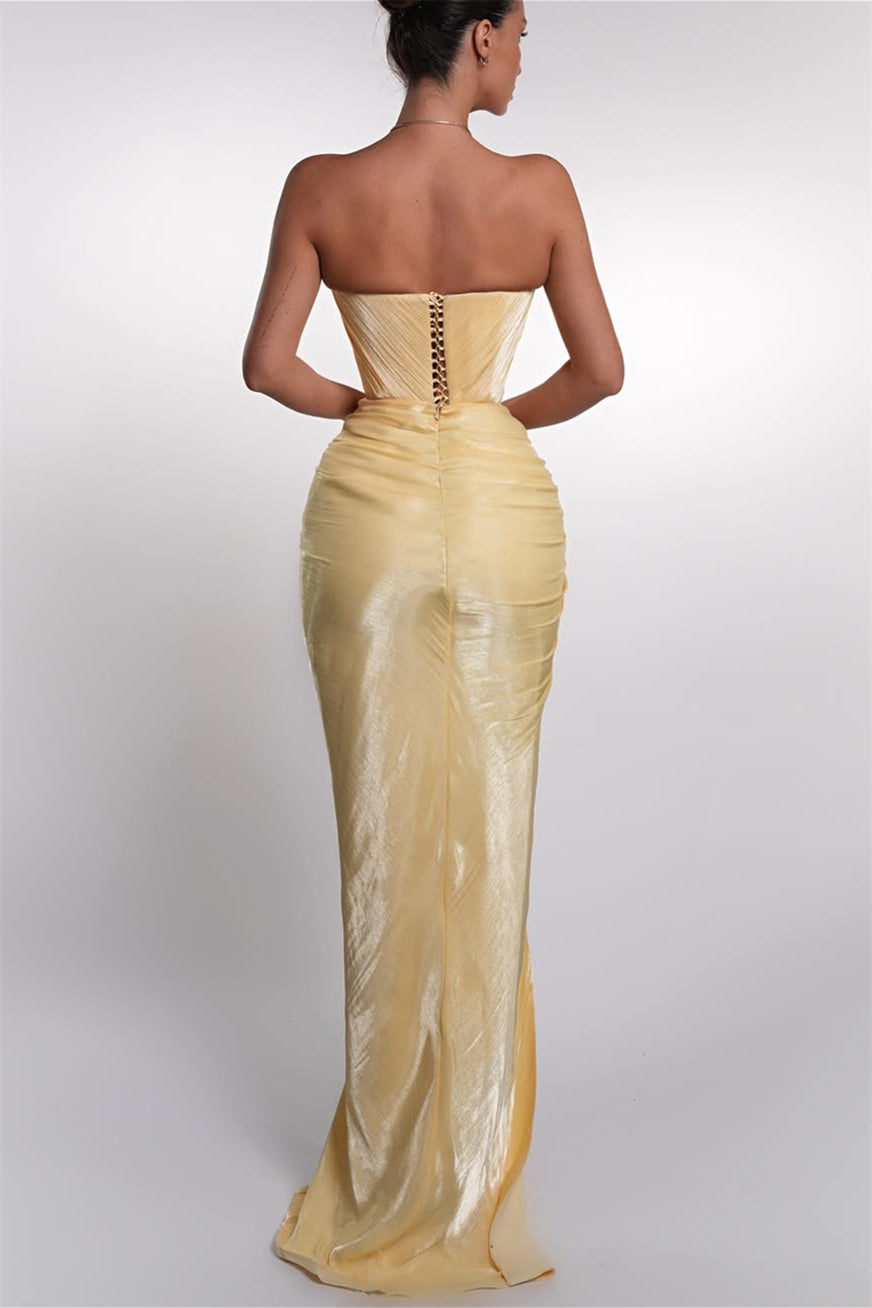 Elegant Sweetheart Strapless Sleeveless Mermaid Wedding Dresses High Split With Pleats Zipper