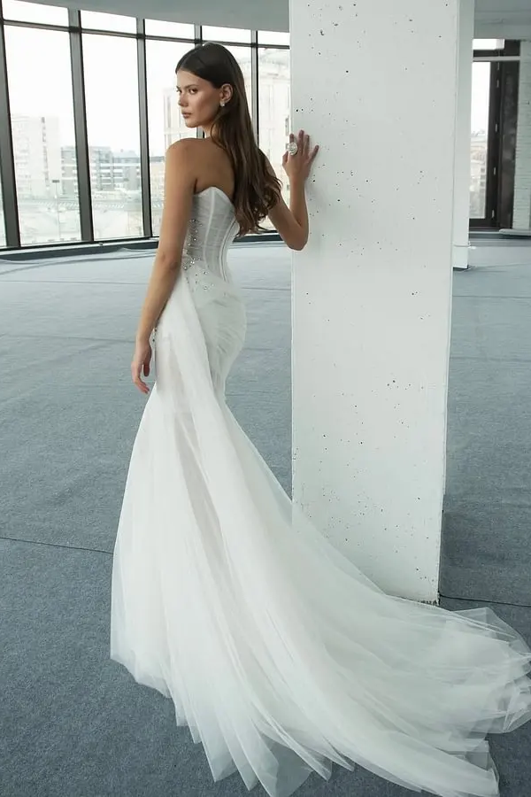 Elegant White Strapless Sleeveless Mermaid Tulle Wedding Dresses Gem With Zipper Pleats