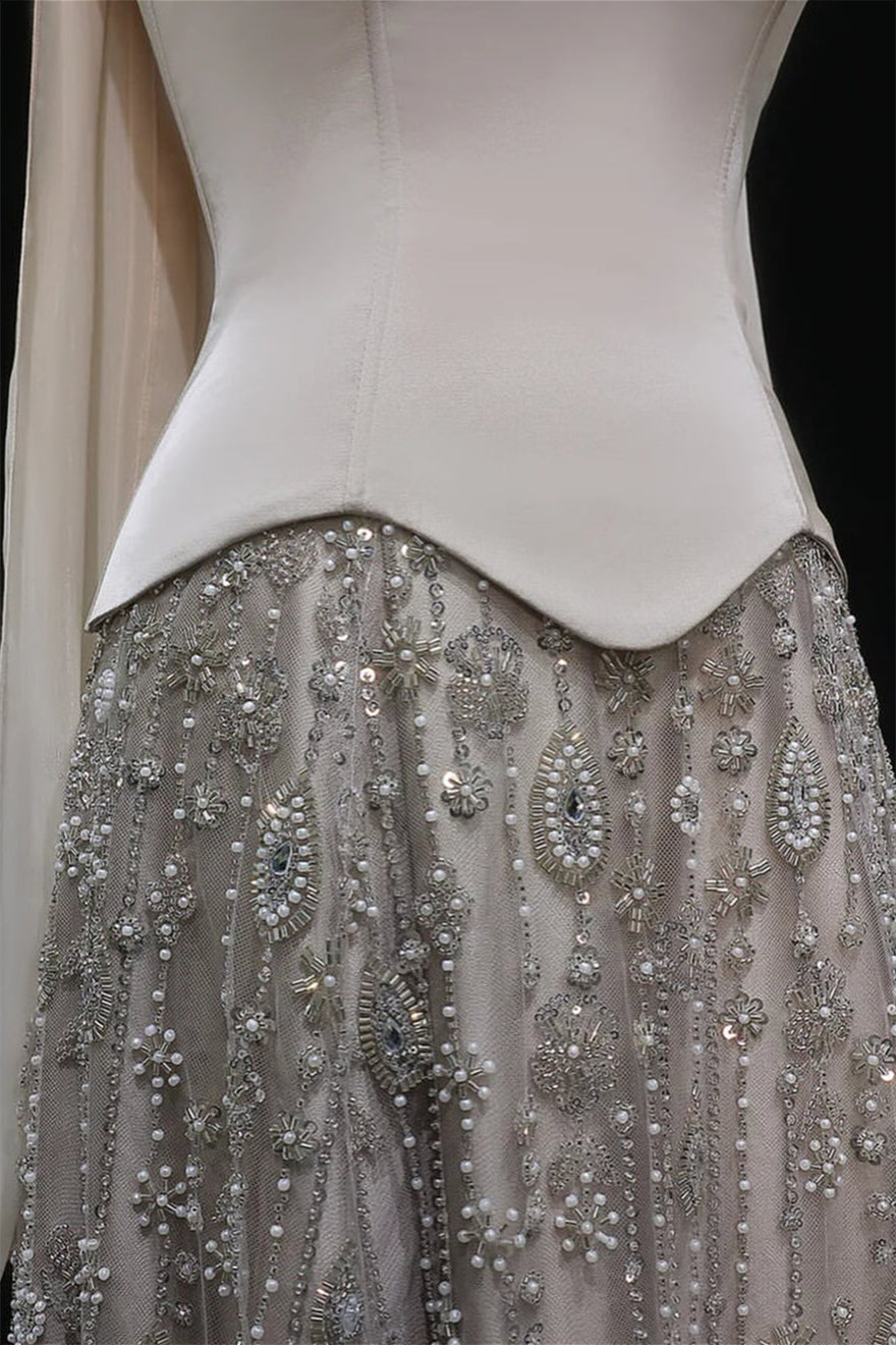 Luxurious Strapless Sleeveless A-Line Wedding Dresses Floor Length Beads With Lace-Up Back