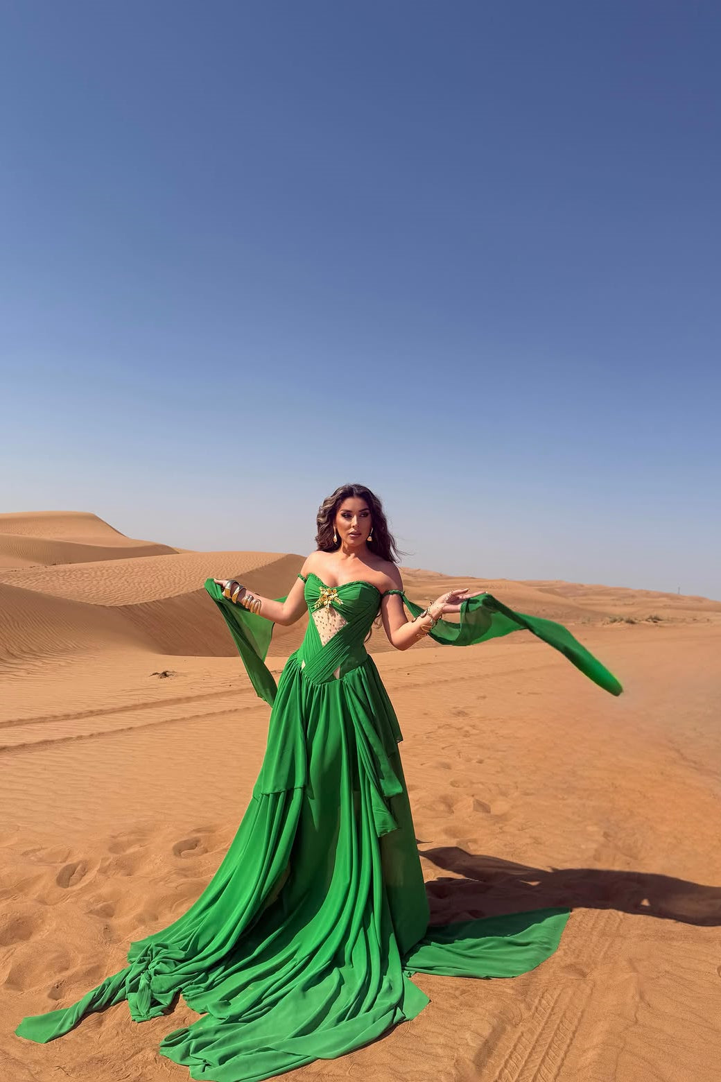 Chic Green Sweetheart Strapless Sleeveless Chiffon Wedding Dresses Gem With Pleats