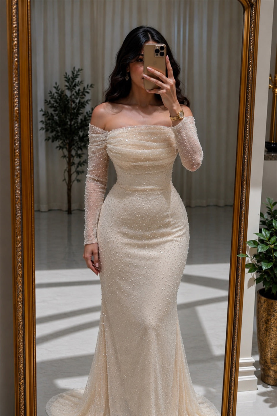 Graceful Champagne Long Sleeves Mermaid Wedding Dresses Floor Length With Pleats