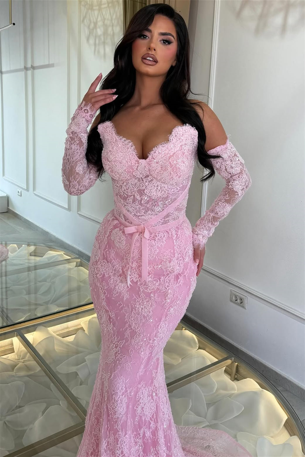 Glamorous Dusty Pink Sweetheart Strapless Sleeveless Lace Mermaid Wedding Dresses Sheath With Lace-Up Back