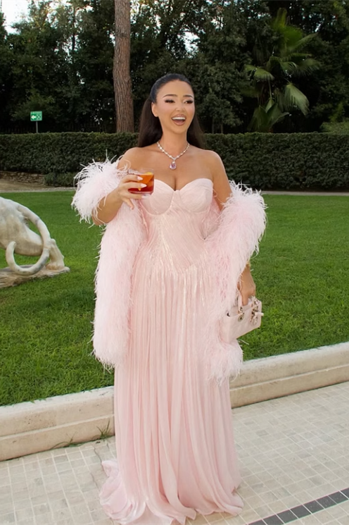 Glamorous Pink Sweetheart Strapless Sleeveless Wedding Dresses Floor Length With Pleats