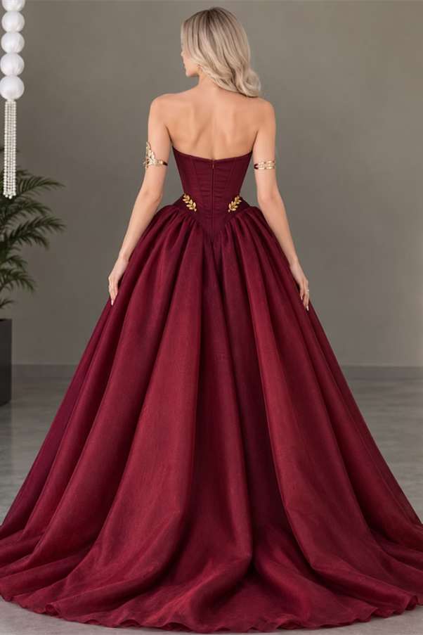 Glamorous Burgundy Sweetheart Strapless Sleeveless Satin Wedding Dresses A-Line With Pleats Zipper