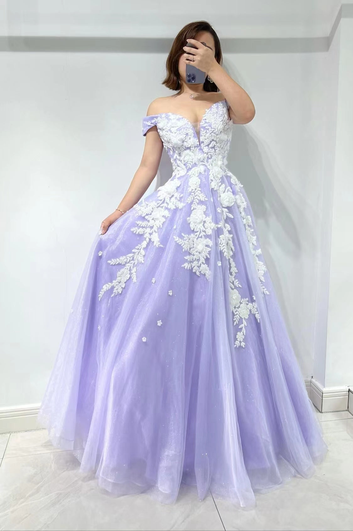 Amazing Lilac Sweetheart Off-The-Shoulder Tulle Evening Dress With Appliques-BallBride