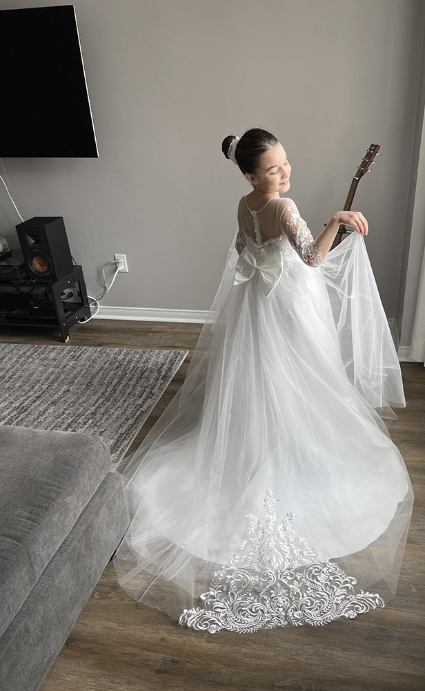 Beautiful 3/4 Sleeves Jewel Boho Flower Girl Dresses with Tulle Lace and Lace Appliques Bow-BallBride