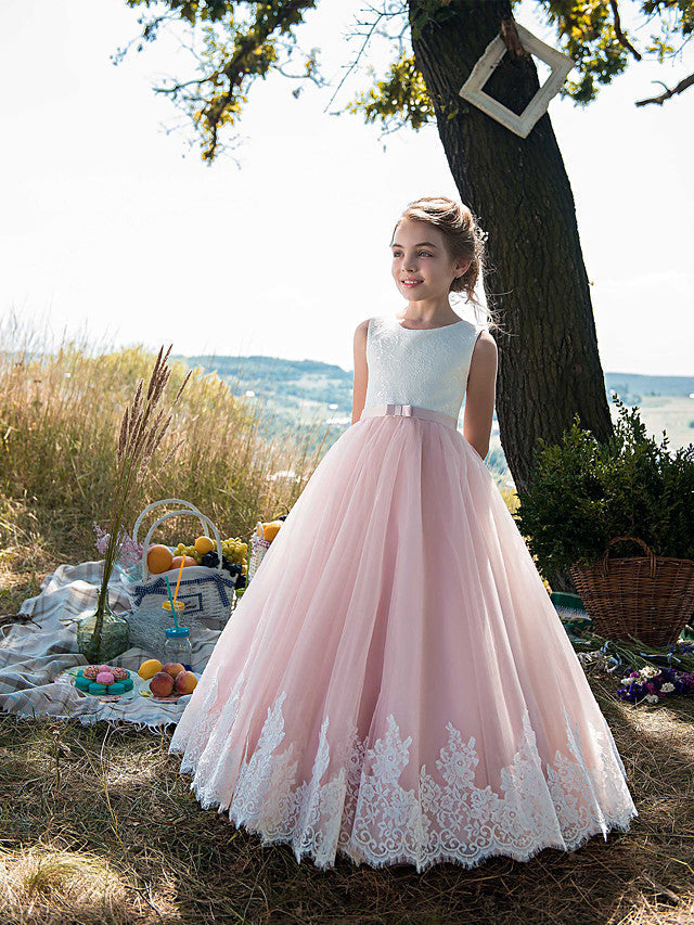 Beautiful Princess Sleeveless Jewel Neck Flower Girl Dress with Tulle Cotton and Lace Belt Appliques-BallBride