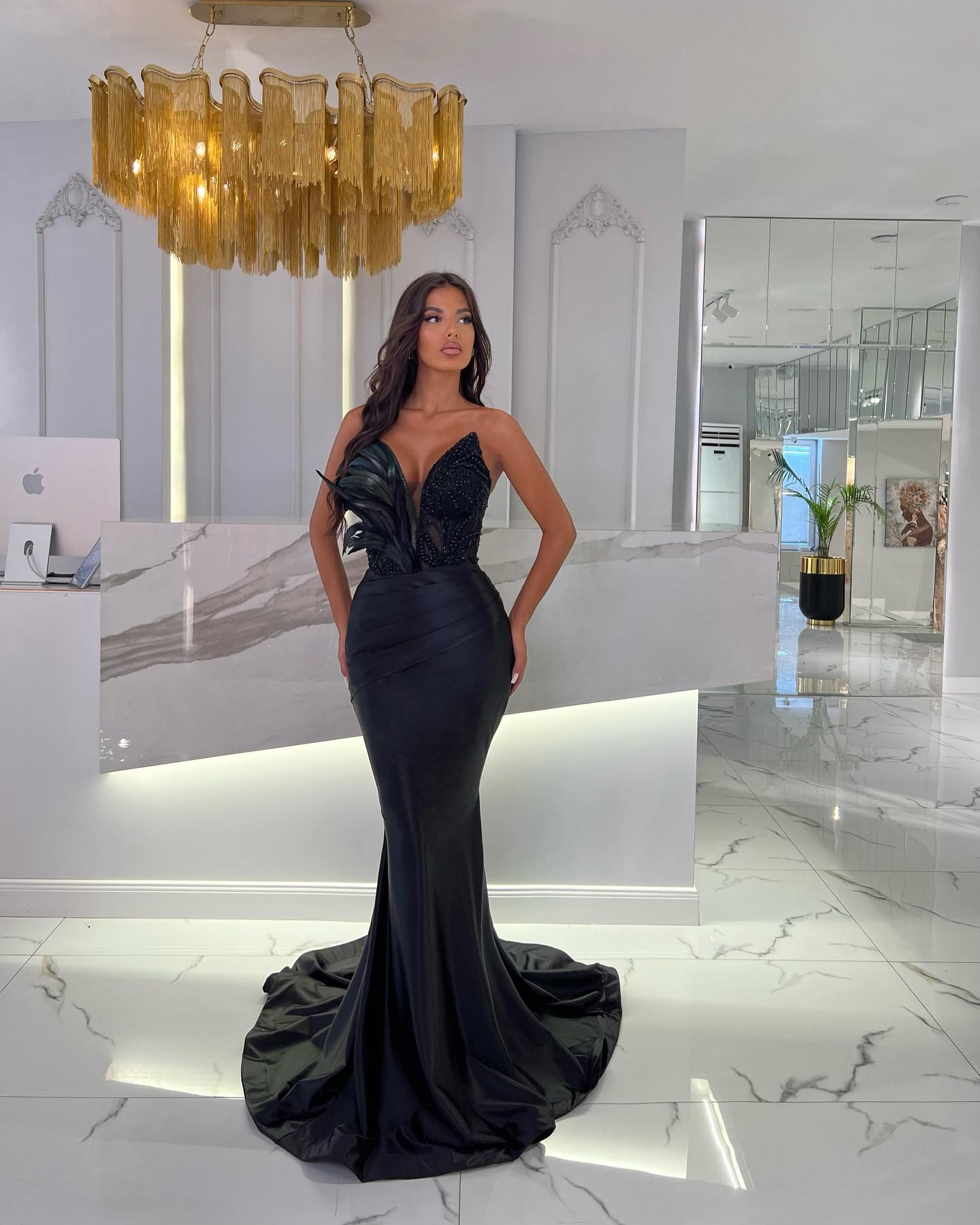 Black Sweetheart Sleeveless Beaded Feather Mermaid Prom Dress-BallBride