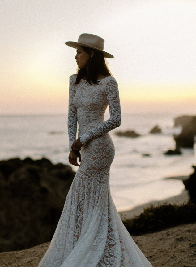 Boho Garden Lace Trumpet Mermaid Fitted Long Sleeves Wedding Dresses Court Train-Ballbride