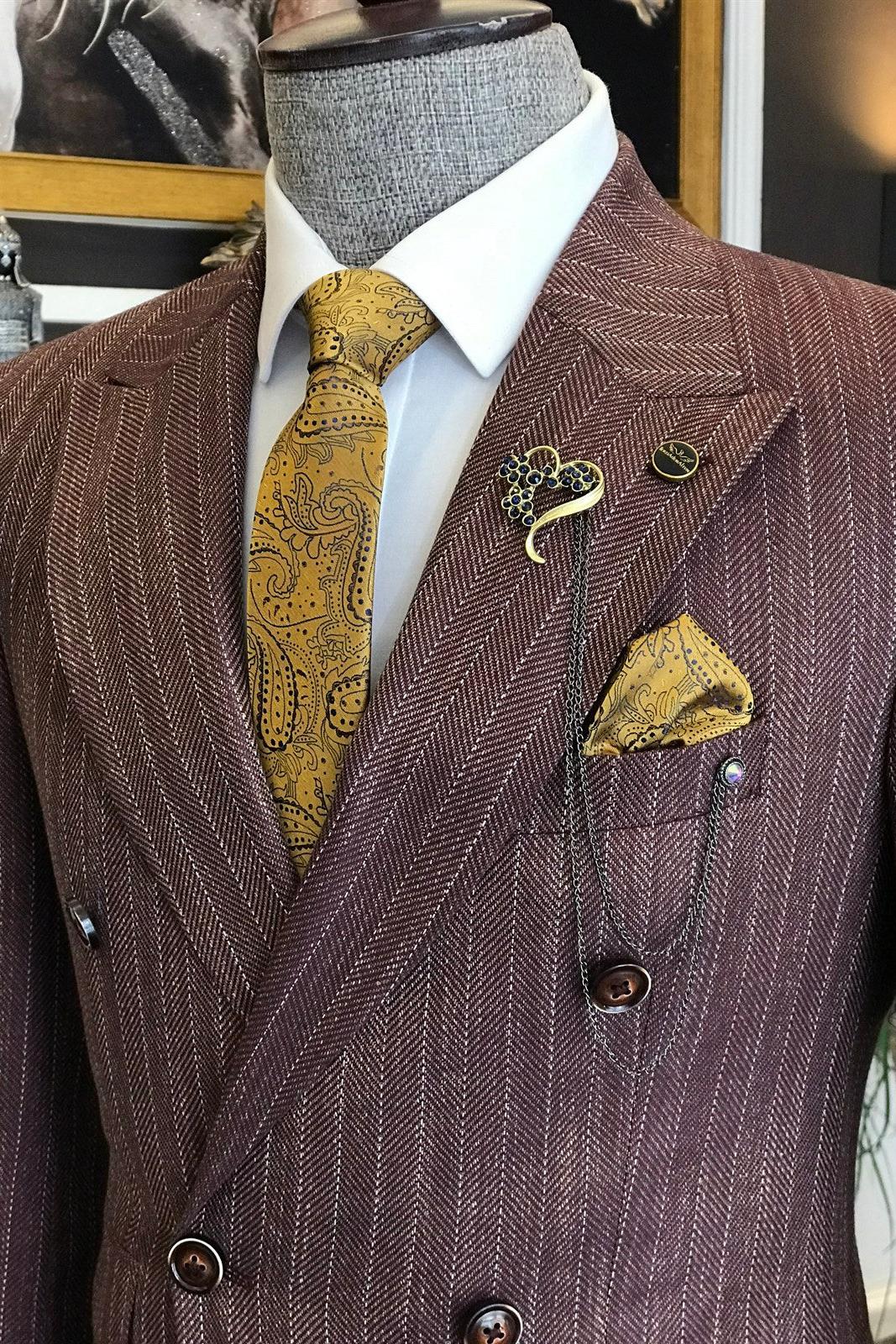 Carl Fashion Striped Double Breasted Peaked Lapel Business Suit for Men-BallBride