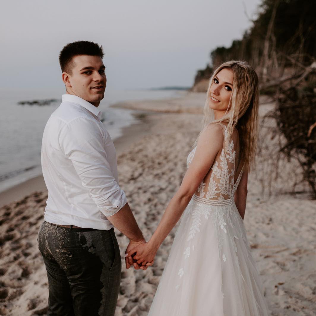 Dasida Modest Long A-line V-neck Wedding Dress with Tulle Lace-BallBride