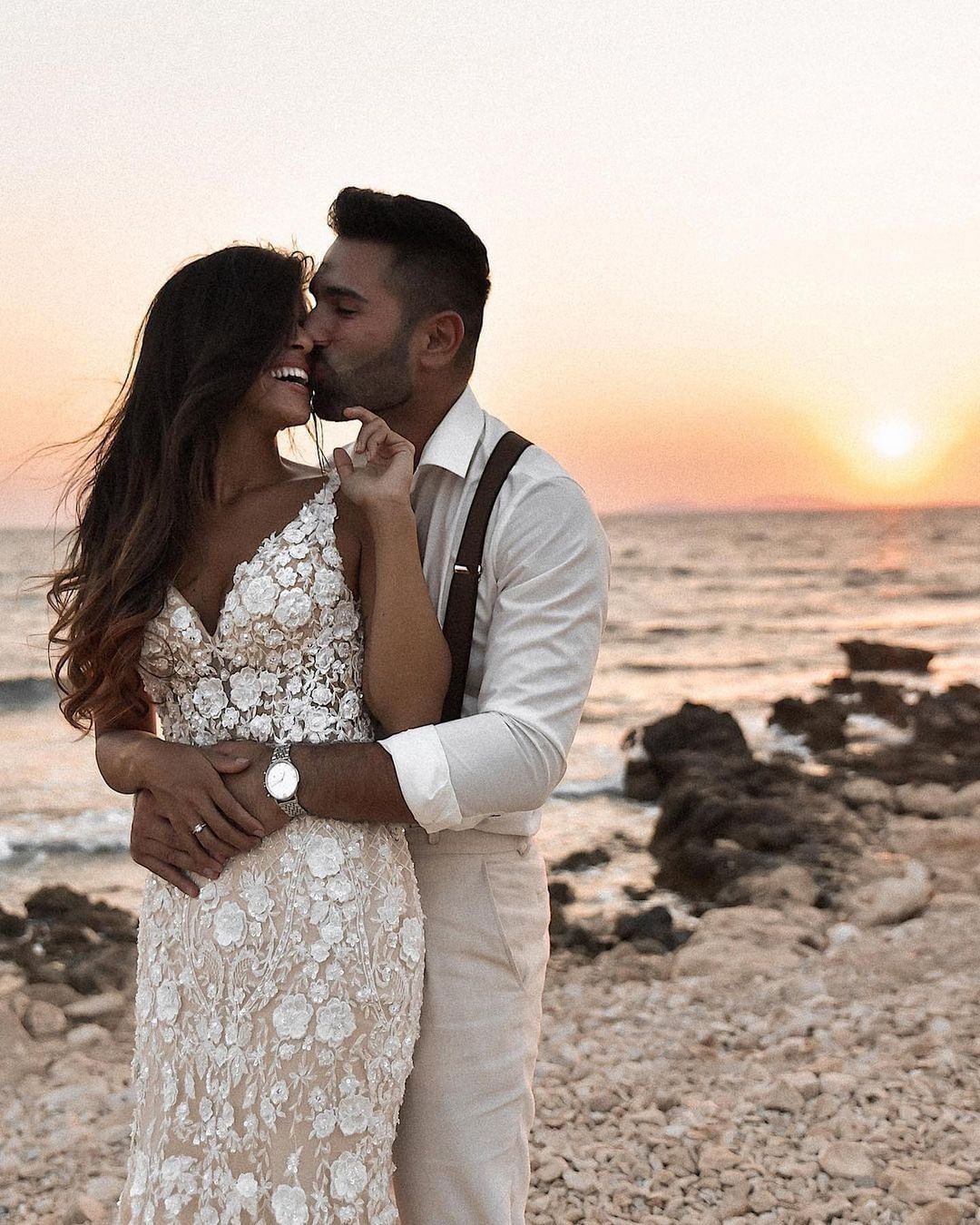 Elegant Long Mermaid V-neck Floral Wedding Dress With Lace Backless-BallBride
