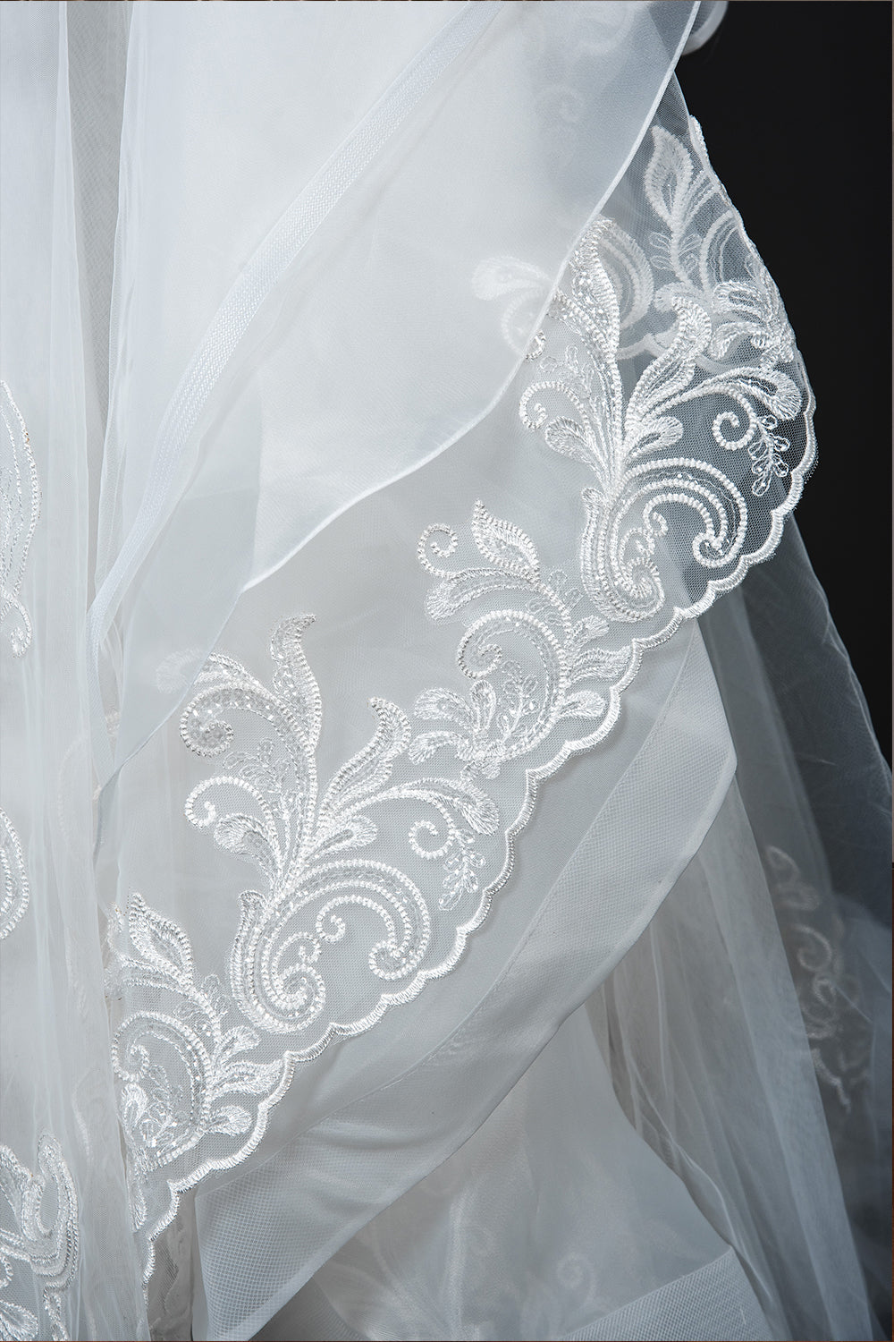 Elegant Long Sleeve Ball Gown Wedding Dress with Lace Appliques-BallBride