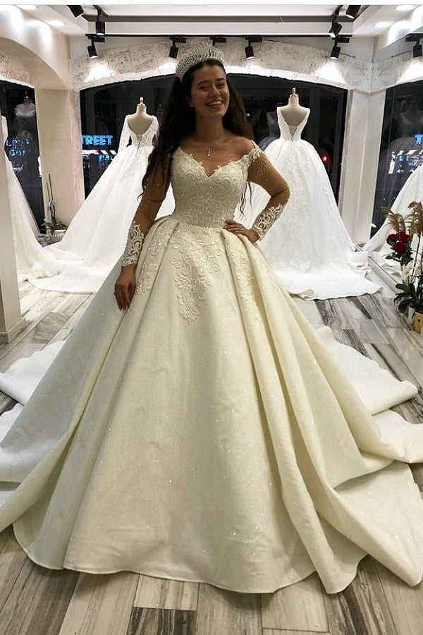 Elegant Long Sleeves Princess Sweetheart Satin Wedding Dress With Appliques-BallBride