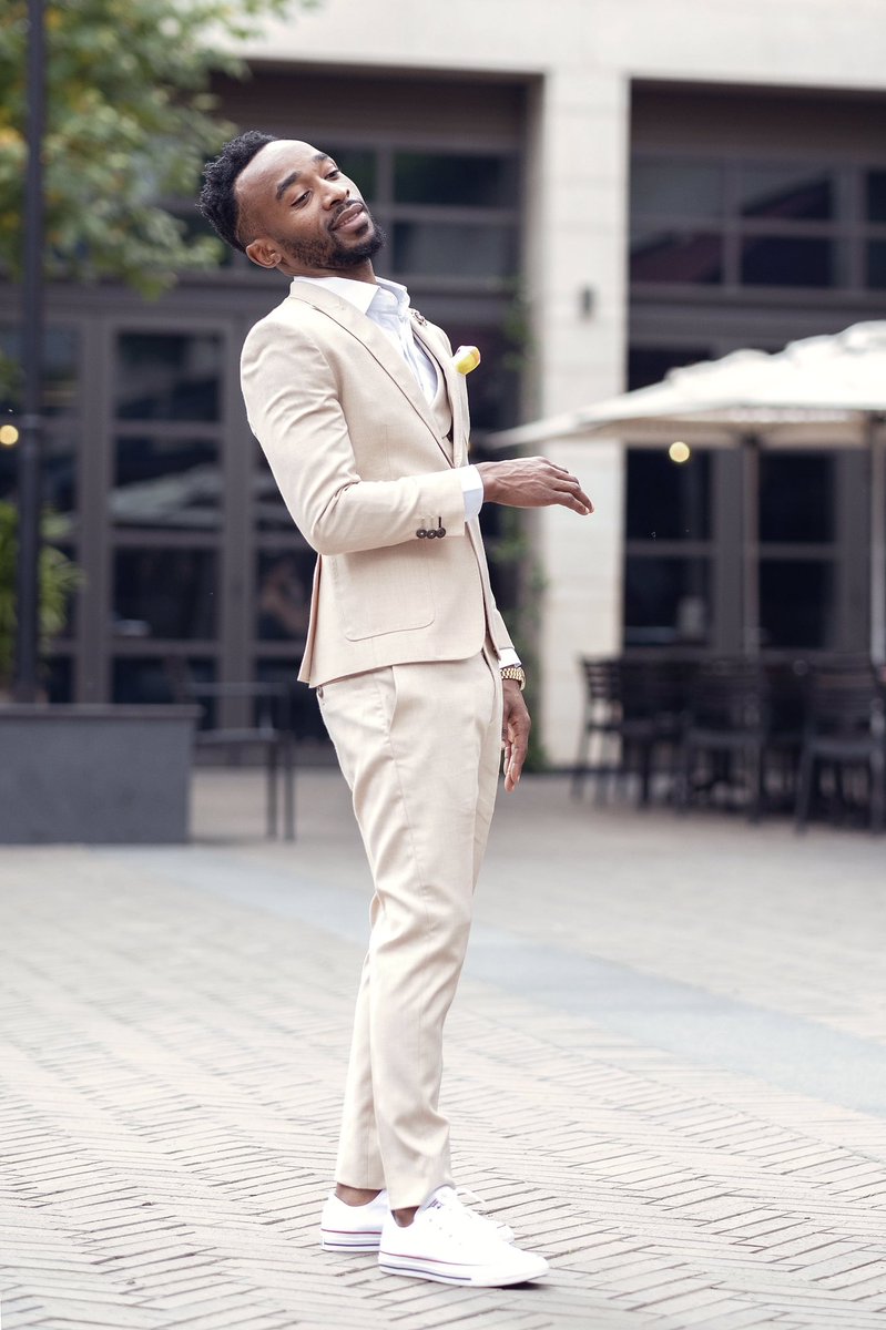Elegant Matthew Best Fitted Peaked Lapel Groom Suits for Wedding-BallBride