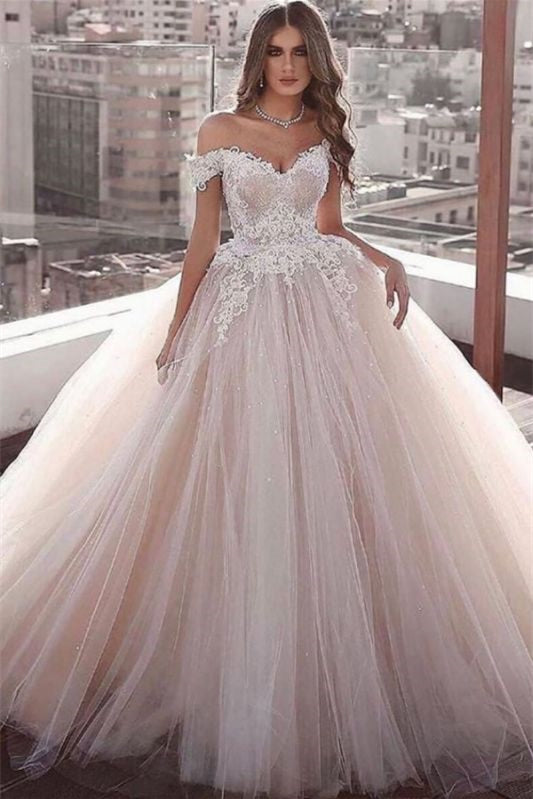 Elegant Off-the-Shoulder Ball Gown Wedding Dress with Sweetheart Appliques-BallBride