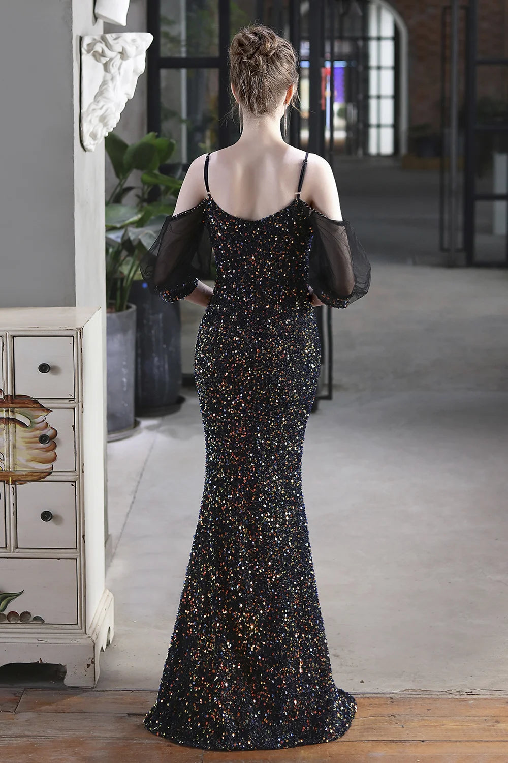 Elegant Spaghetti-Straps V-Neck Sequined Evening Formal Dress Mermaid With Bubble Tulle Sleeves-BallBride