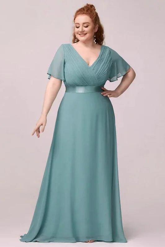 Elegant V-Neck Plus Size Chiffon Evening Dress With Short Sleeves-BallBride