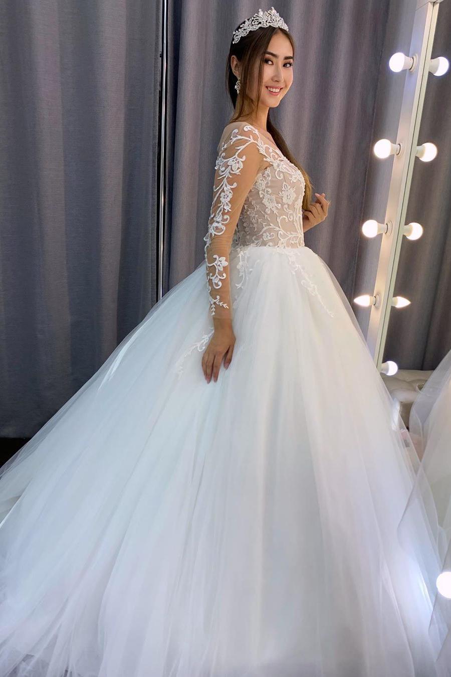Gorgeous A-Line Tulle Long Sleeves Wedding Dress with Lace-BallBride