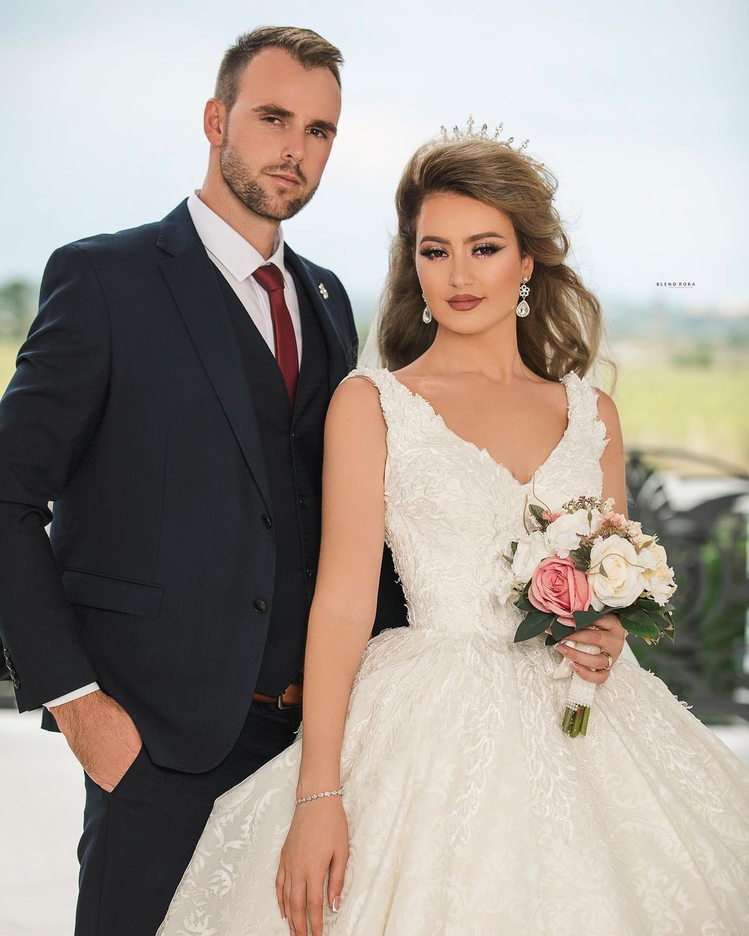 Gorgeous Long V-neck Princess Wedding Dress with Tulle Lace-BallBride