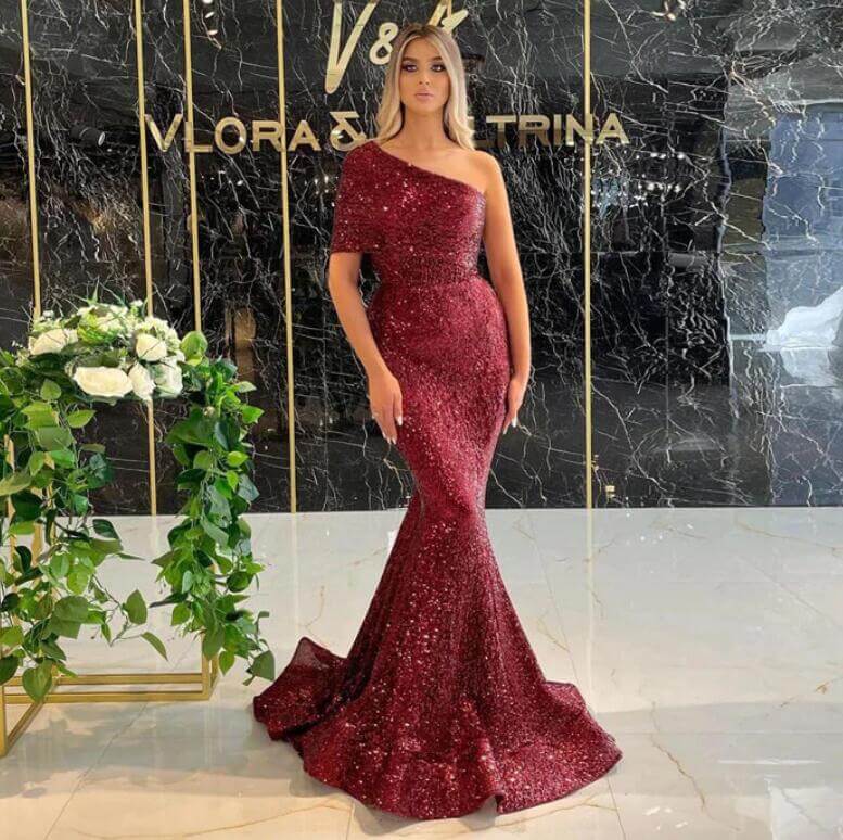 Gorgeous One Shoulder Burgundy Sequins Prom Dress Mermaid Long Online-BallBride