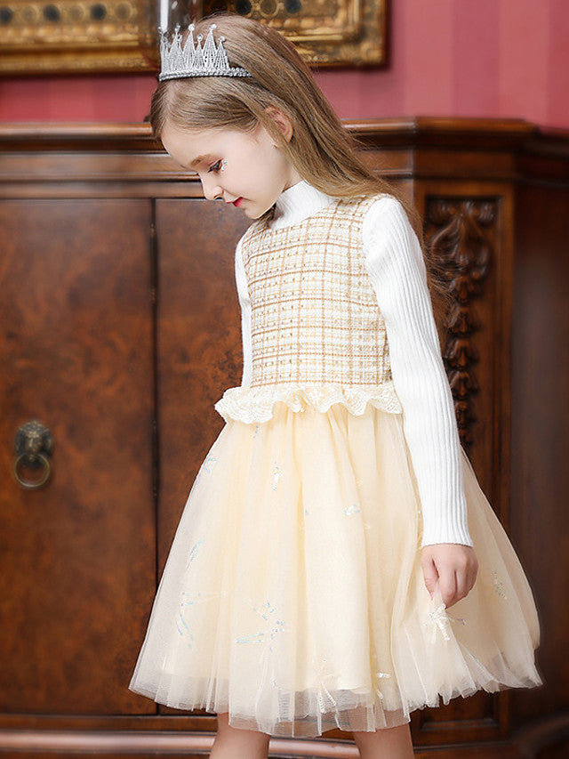 Knee-Length Tulle Flower Girl Dress with Jewel Neckline and Spliced Ruffles-BallBride
