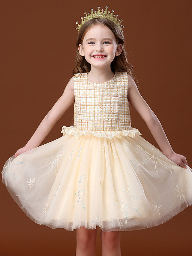 Knee-Length Tulle Flower Girl Dress with Jewel Neckline and Spliced Ruffles-BallBride