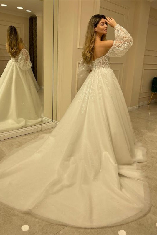 Lace Sweetheart Tulle Wedding Dress with Bubble Sleeves-BallBride