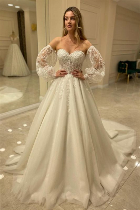 Lace Sweetheart Tulle Wedding Dress with Bubble Sleeves-BallBride