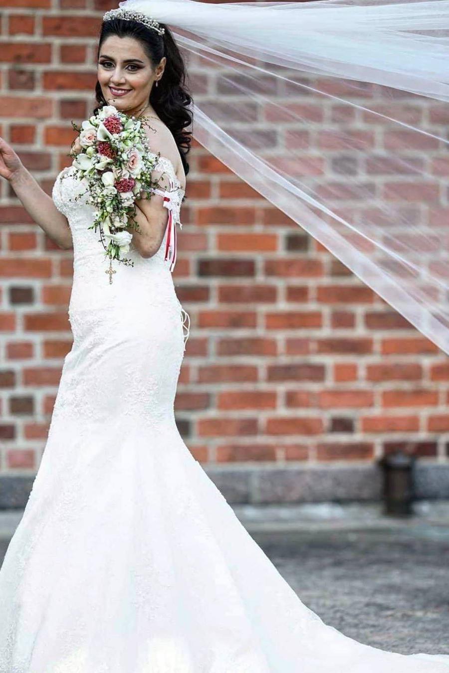 Long Mermaid Lace Off-the-shoulder Wedding Dress-BallBride