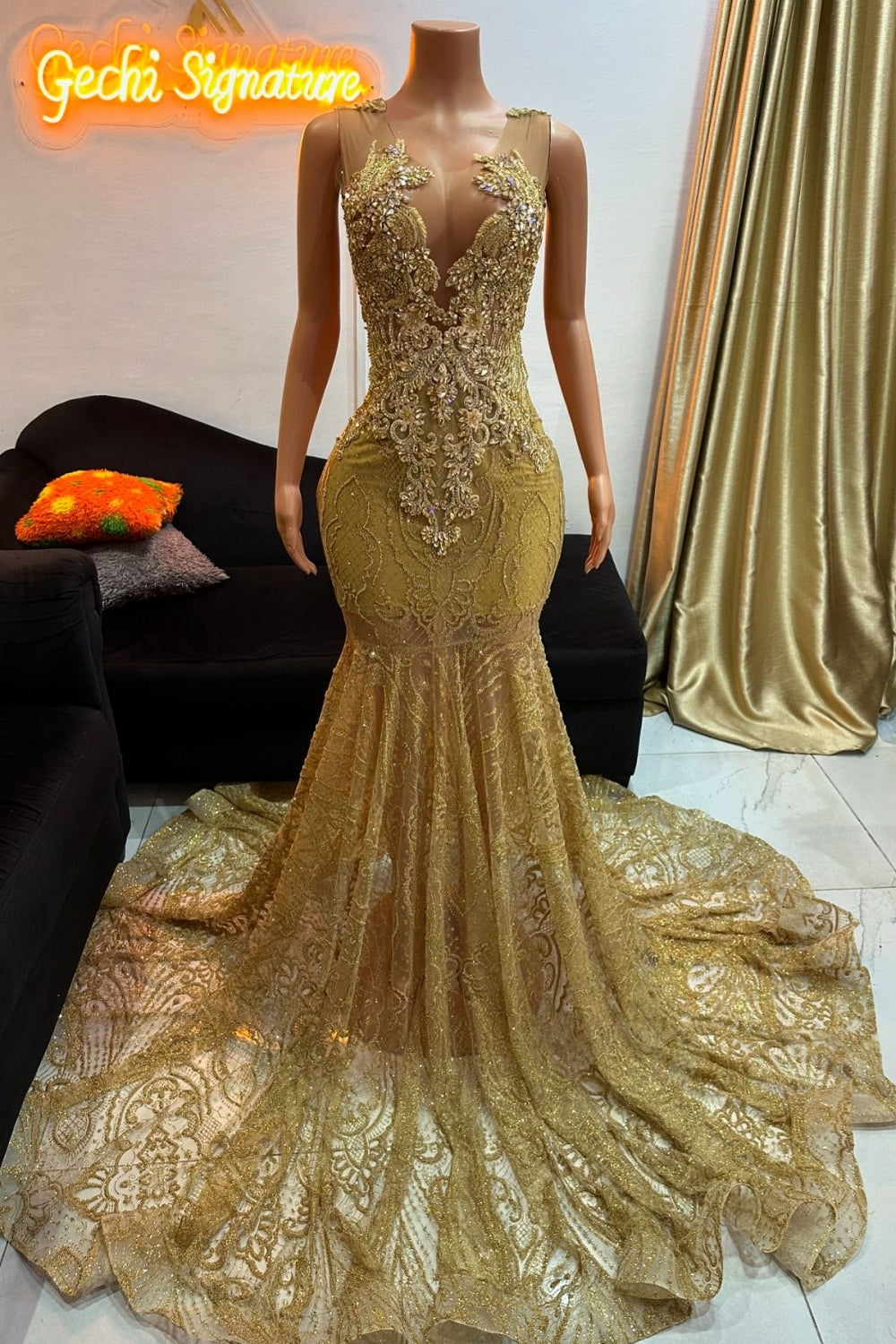 Mermaid Sleeveless V-neck Appliques Lace Prom Dress with Beads and Rhinestones-BallBride