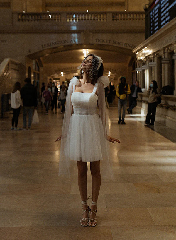 Modern Chic A-line Sleeveless Short Reception Wedding Dresses-Ballbride