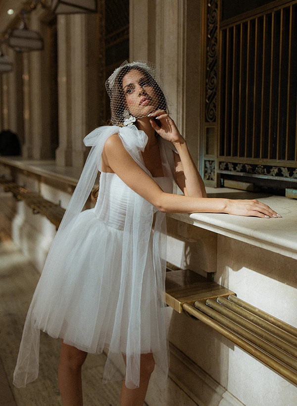 Modern Chic A-line Sleeveless Short Reception Wedding Dresses-Ballbride