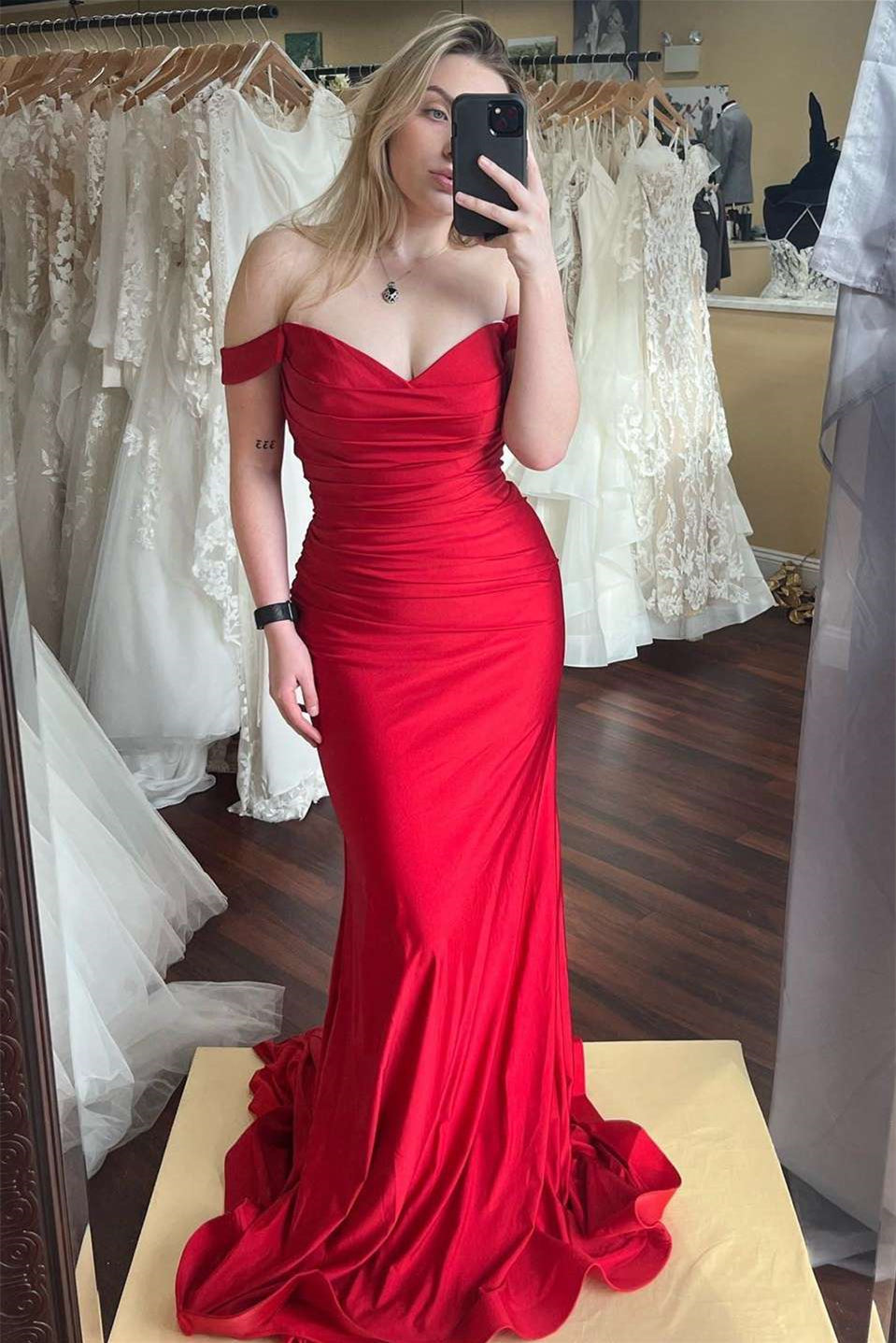 Modern Red Off-the-Shoulder Mermaid Long V-Neck Evening Dress-BallBride