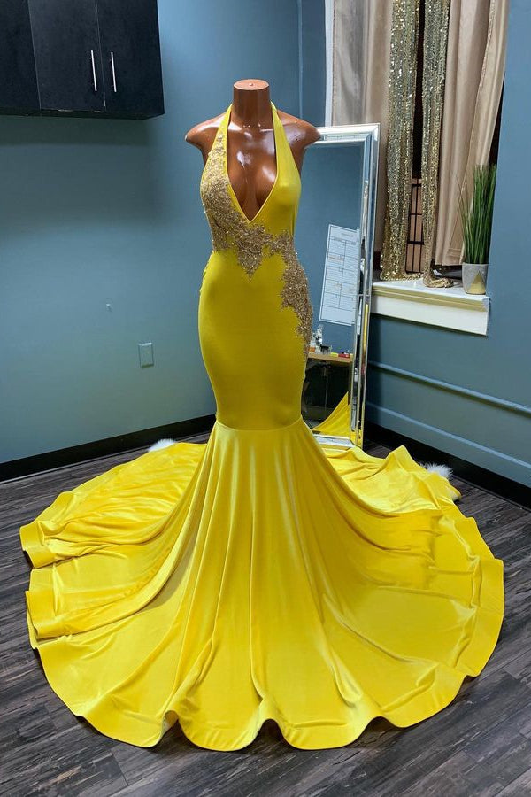 Modern Yellow Halter V-Neck Mermaid Prom Dress With Appliques Backless-BallBride