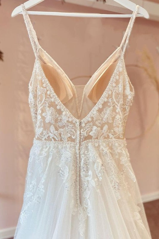 Modest A-line Tulle Wedding Dress with Lace Appliques-BallBride