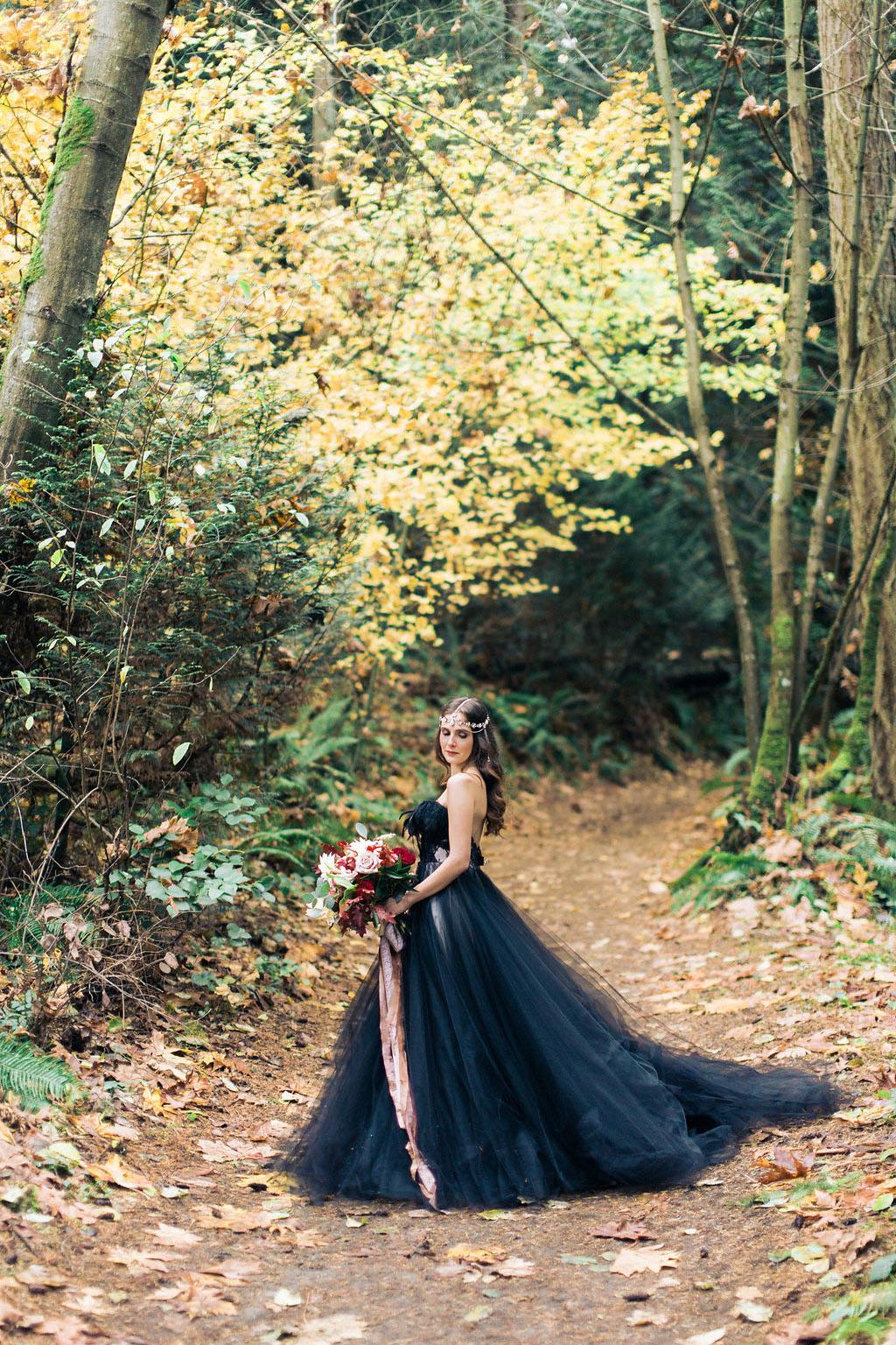 Modest Black A-line Strapless Tulle Long Wedding Dress With Appliques Lace-BallBride