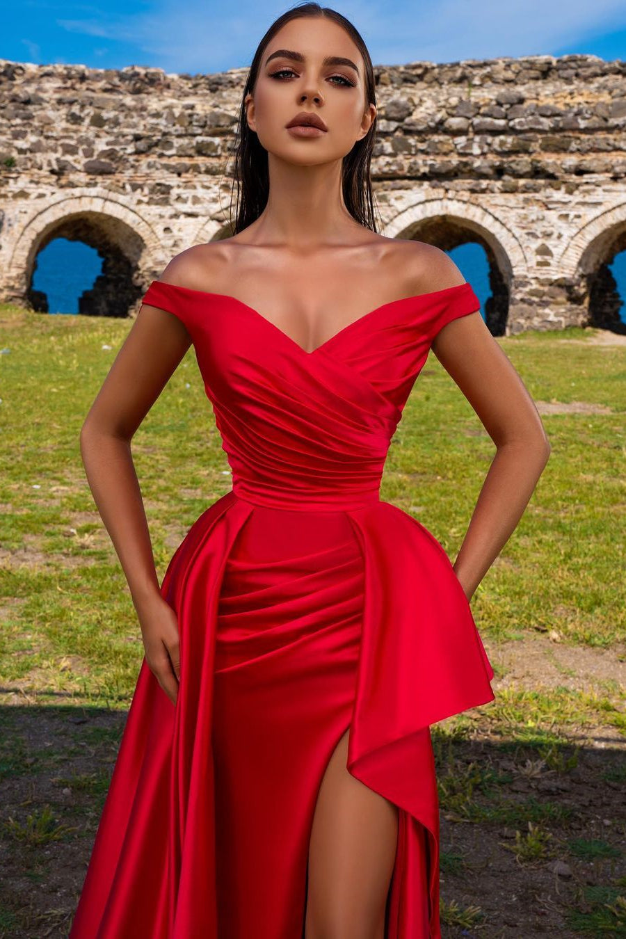 Red Off-The-Shoulder Mermaid Prom Dress With Split-BallBride