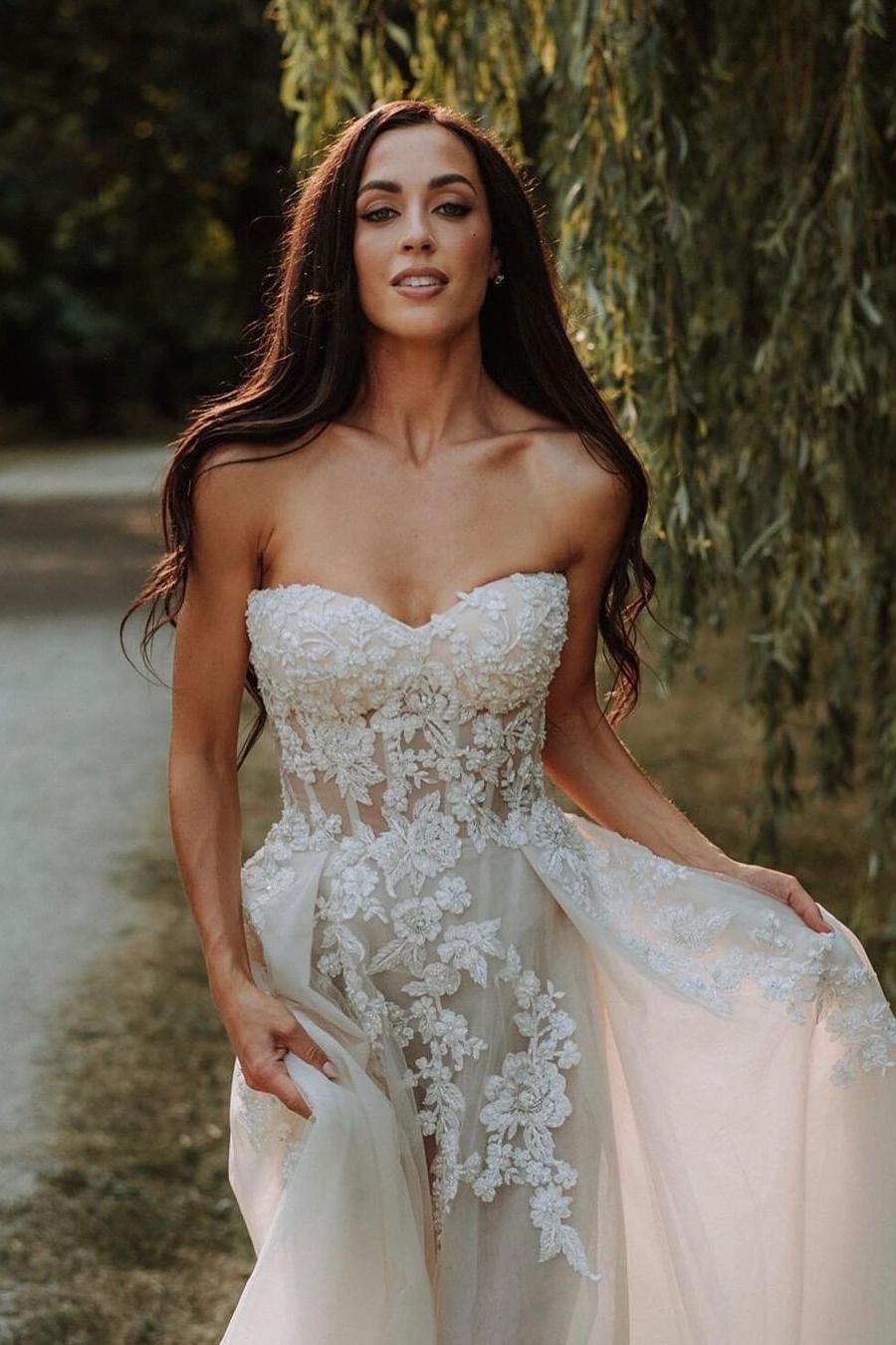Romantic Sweetheart Lace A-Line Floor-length Wedding Dress-BallBride