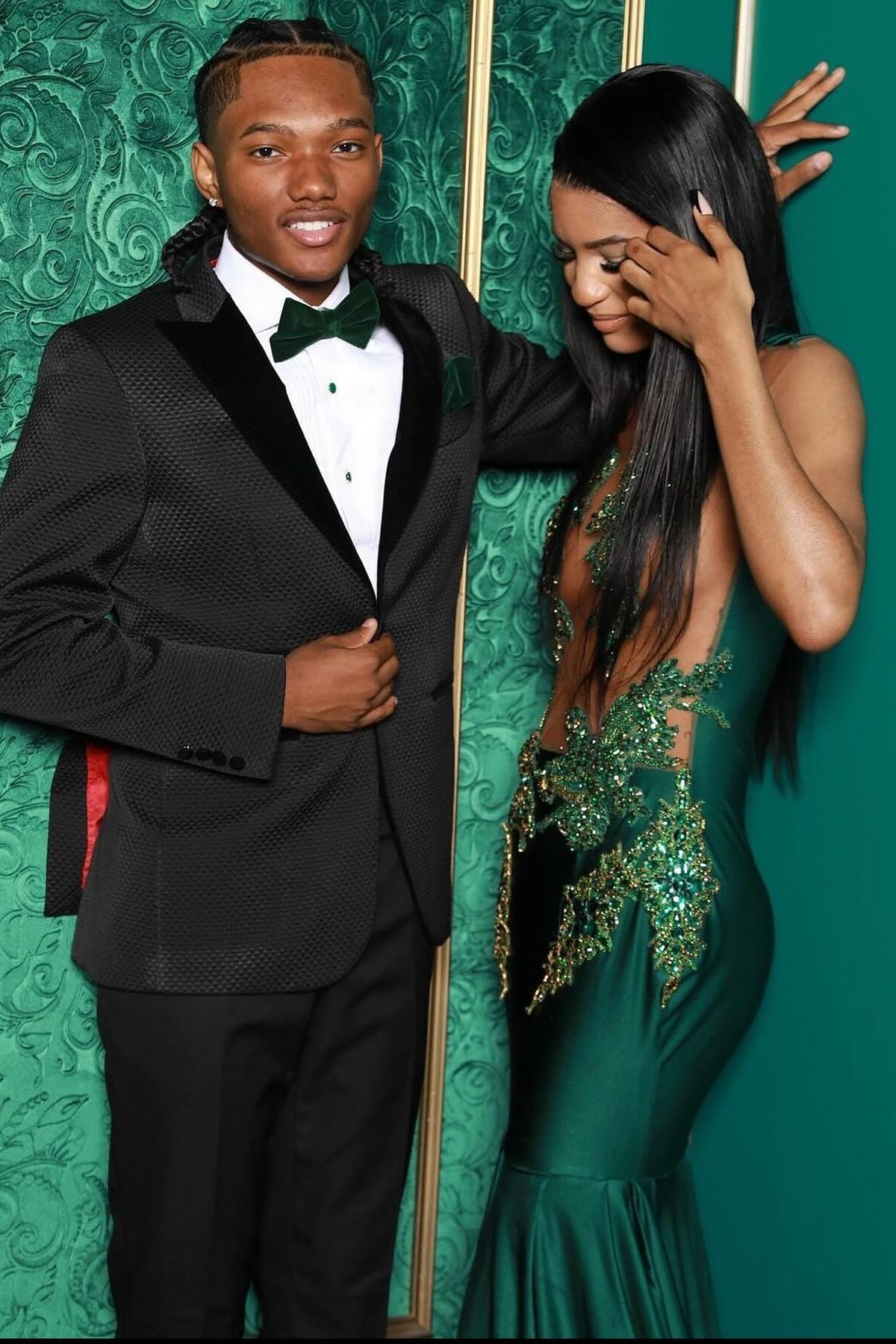 Sexy Dark Green Appliques Mermaid Sleeveless Prom Dress with Beads-BallBride