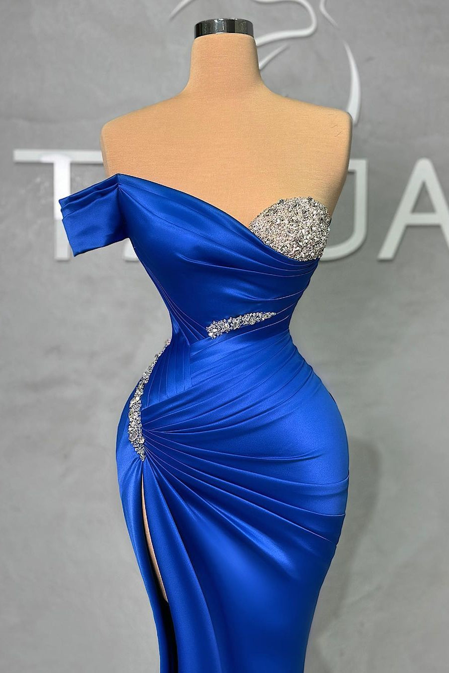 Sexy Off Shoulder Royal Blue Ruffles Fashion Prom Dress with Beading-BallBride