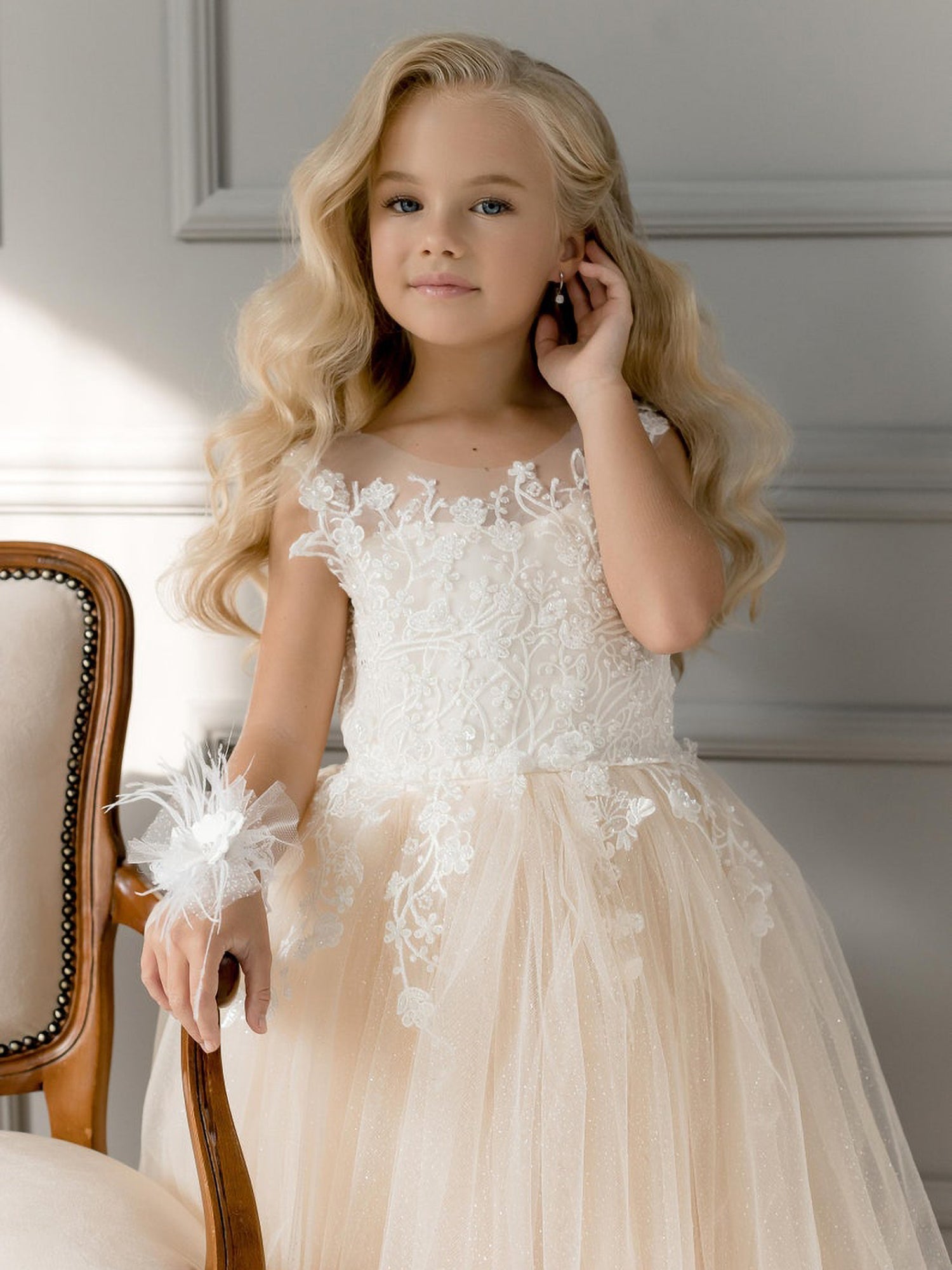 Simple A-Line Tulle Appliques Lace Flower Girl Dress-BallBride
