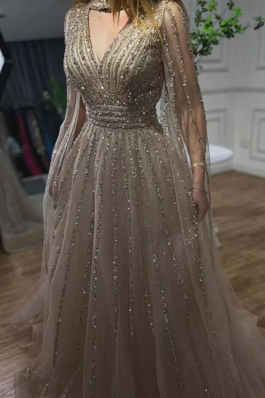 Sparkle V-Neck Tulle A-Line Watteau Train Prom Dress with Sequins-BallBride