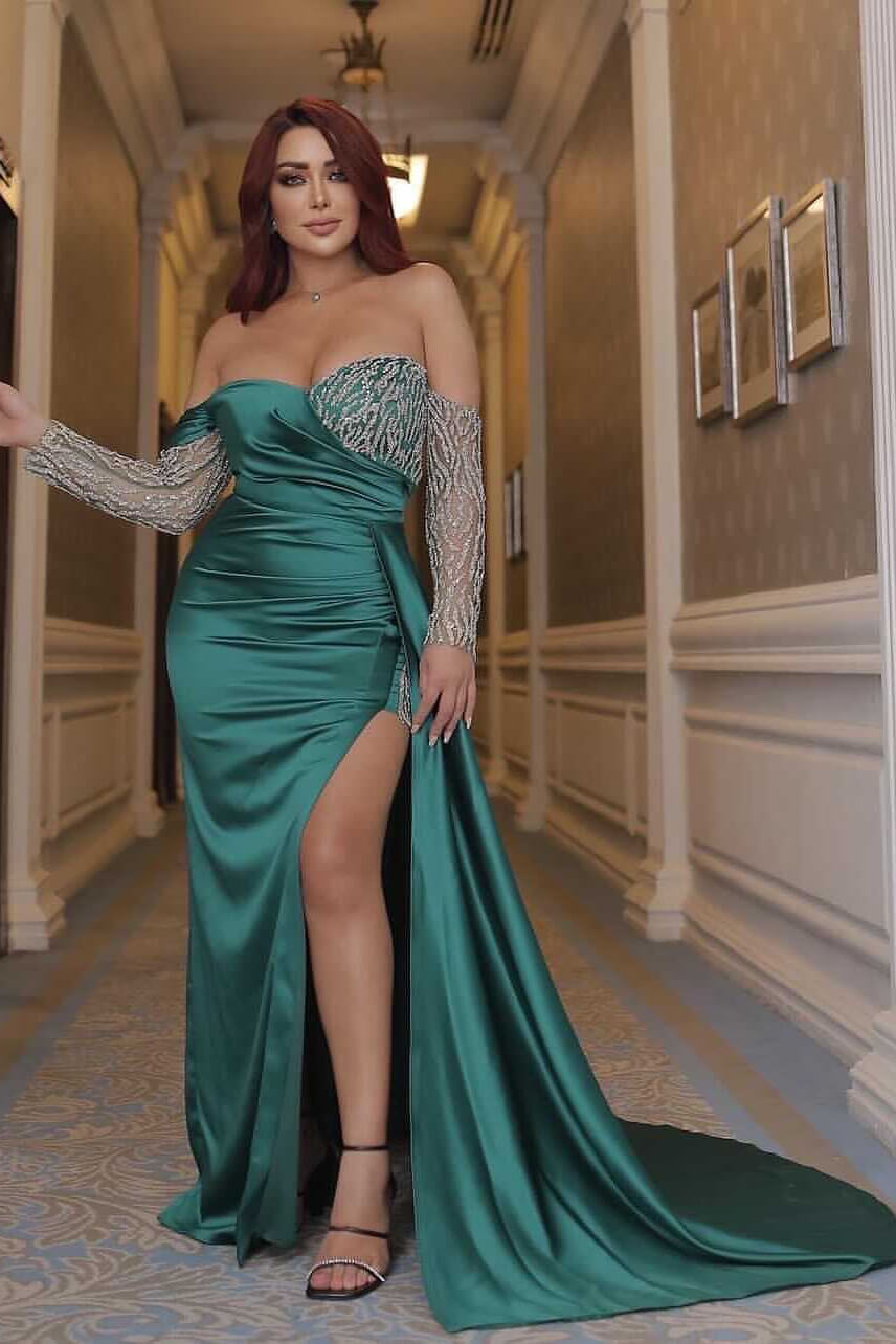 Stunning Emerald Green Off-the-Shoulder Evening Gown with Long Sleeves and Mermaid Slit-BallBride
