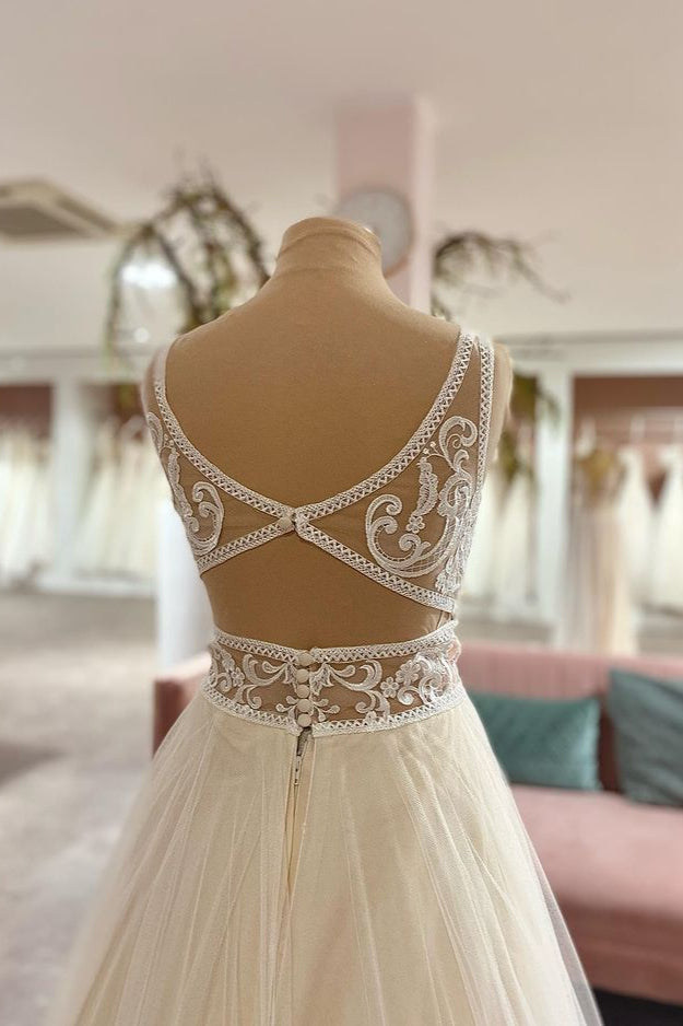 Sweetheart A-Line Wedding Dress With Appliques Lace-BallBride