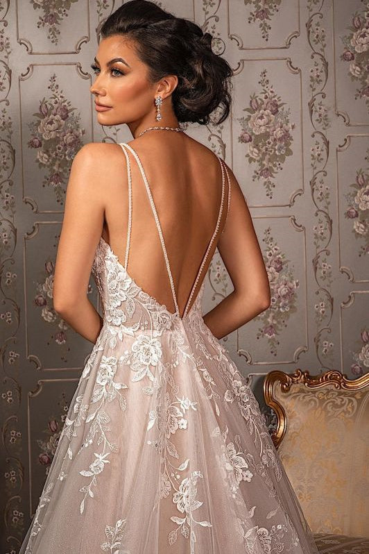 V-Neck Tulle A-Line Lace Appliques Wedding Dress-BallBride